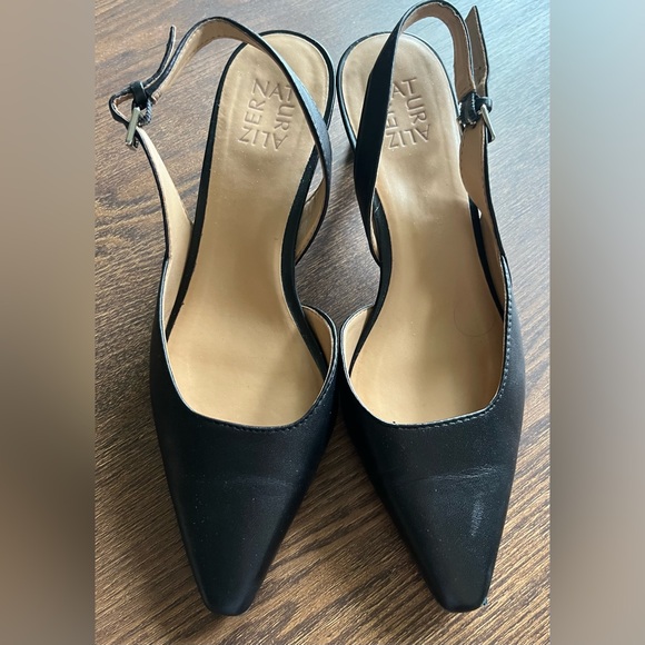 Naturalizer Black Dalary Slingback Pump Size 8.5 Wide Width - Picture 9 of 13